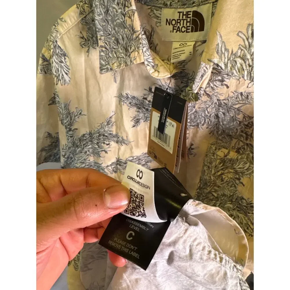 The North Face Baytrail Short Sleeve Pattern Button Up Shirt